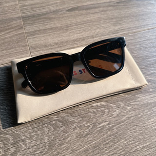 KINH |SUNNIES STUDIOS|  Sunnies Studios TRITON