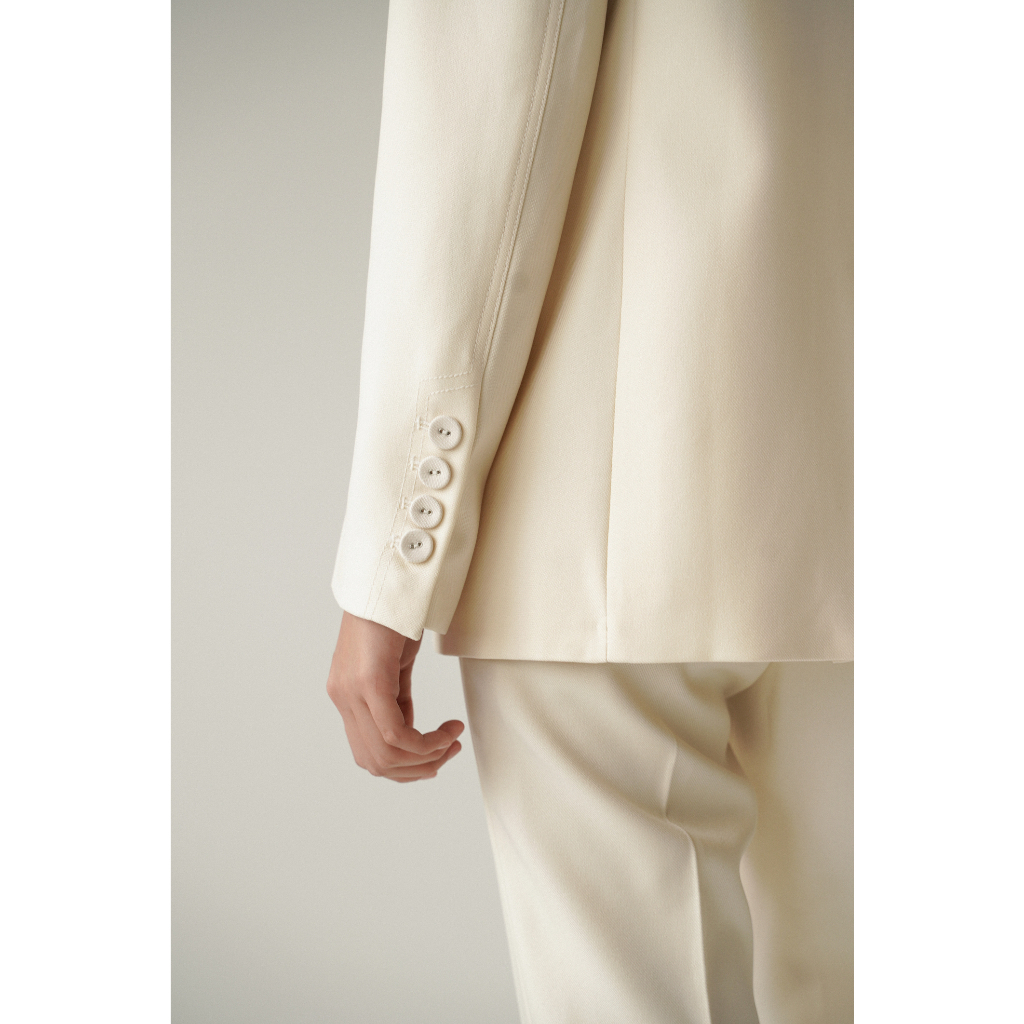 Áo khoác blazer nữ vạt chéo cách điệu phong cách thanh lịch BE_MONOTALK MOF22W-T40036TK-BE