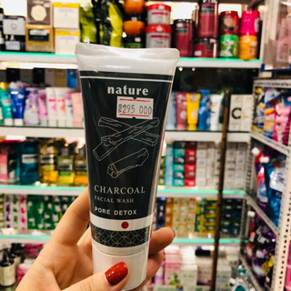 Sữa Rửa Mặt Naris Cosmetics Nature Charcoal Facial Wash Than Hoạt Tính Sạch Sâu Da 100g