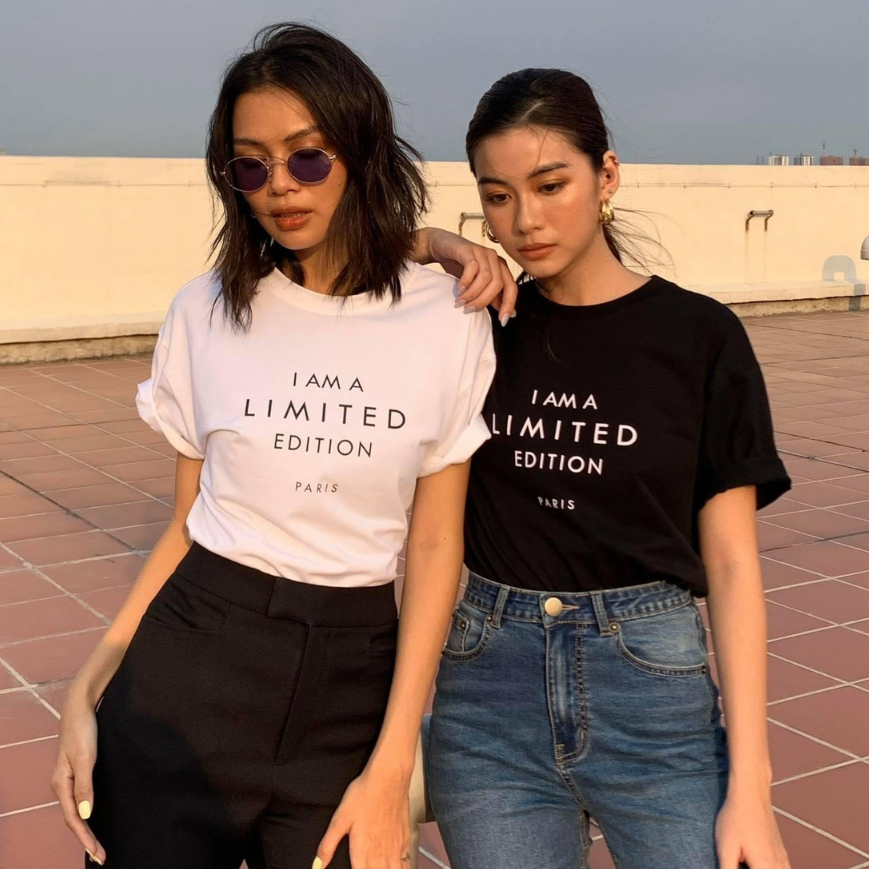 COCO SIN - Áo Thun Logo Trắng I'M Limited Phom Suôn Tay Ngắn
