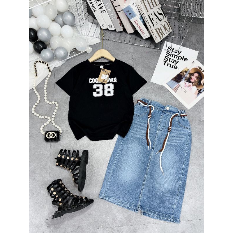 Set áo  và váy jean kèm thắt lưng sang chảnh bé gái