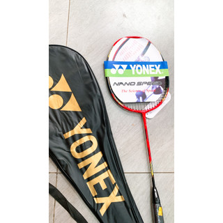 Vợt cầu lông Yonex (1 chiếc)