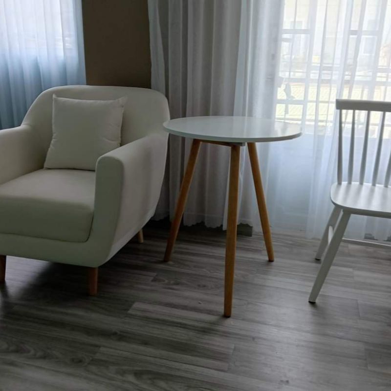 Bàn cafe 3 chân gỗ