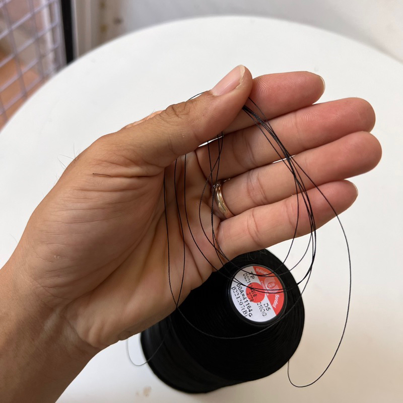 Chỉ nilong 210d/3 cuộn siêu lớn 275gr/ cuộn dùng trong may balo, túi xách, ví da