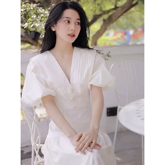 Đầm Xoè Cổ Vuông Tay Bồng Tiểu Thư, Đầm Chiết Eo Sang Chảnh - True Sense