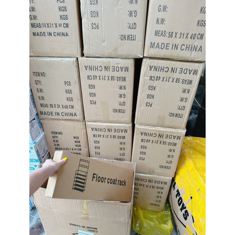 Kệ Treo Tích Hợp Giá 4 Tầng, Hai Màu Đen Trắng, Khung Sắt Sơn Tĩnh Điện.