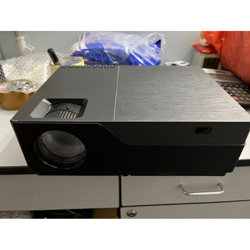 Máy chiếu AUN M18 UP