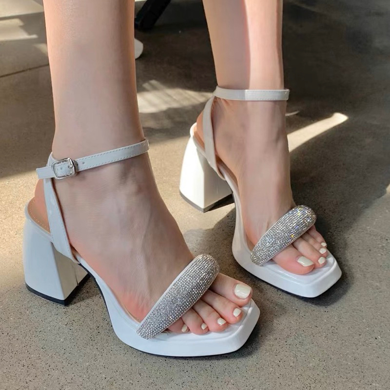 ORDER 💋 Giày quai ngang đá da bóng gót vuông 10cm