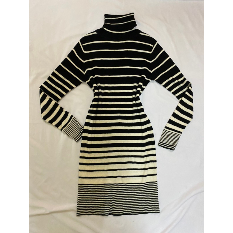 Đầm hàng si đa dạng phong cách dành cho nữ. Đầm si tuyển chọn dành cho nữ