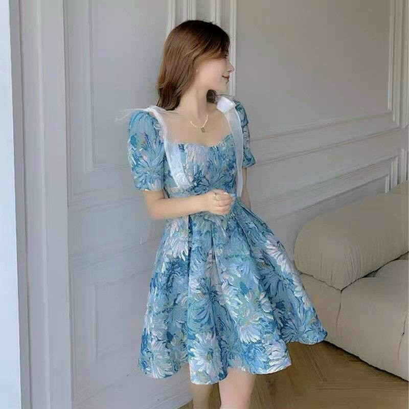 Đầm xoè công chúa,đầm babydoll  tay bồng cổ vuông thiêt kế in hoạ tiêt hoa phong cach tiêu thư dự tiệc dạo phô thời tran