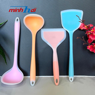VÁ CANH/ SẠN/ XẺNG silicon cao cấp - Chịu nhiệt tốt - Khi sử dụng cùng chảo chống dính sẽ không bị trầy bề mặt chảo