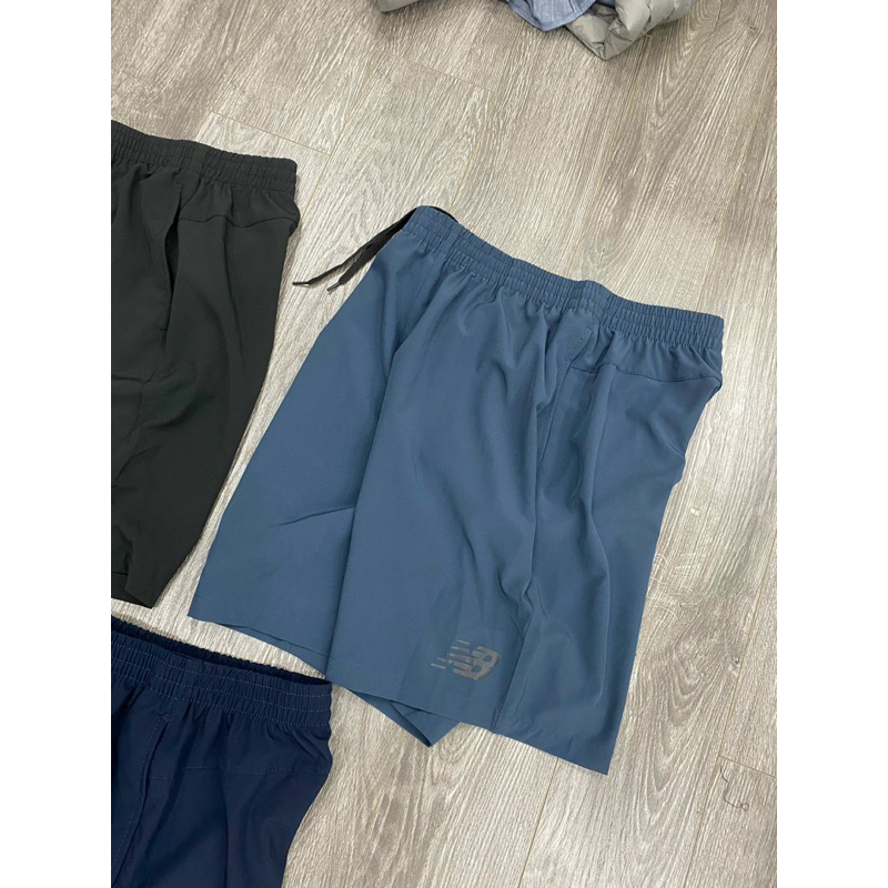 Quần short thể thao NB