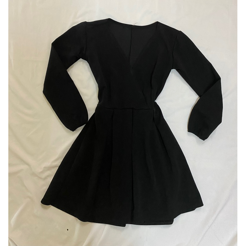 Đầm Si đã qua sử dụng dành cho nữ. Đầm Si nhiều kiểu đa dạng