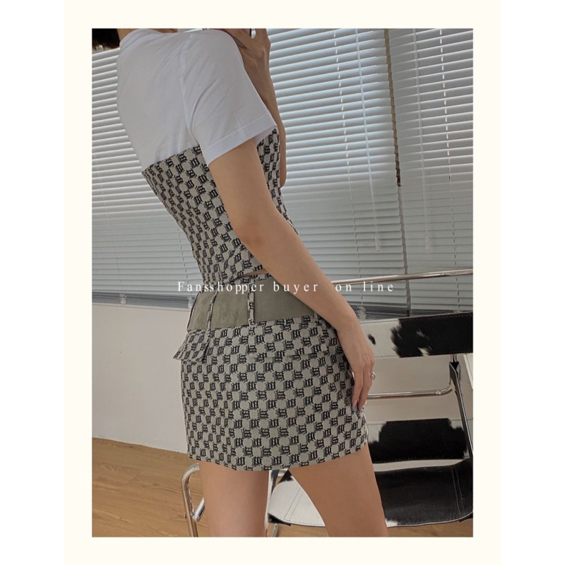 Chân váy chữ A hoạ tiết mis.bhv có lót trong