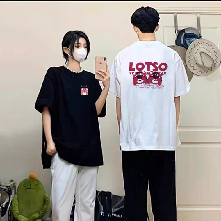 Áo Thun Cặp Gấu Dâu In Hai Mặt Màu Trắng Nam Nữ Unisex
