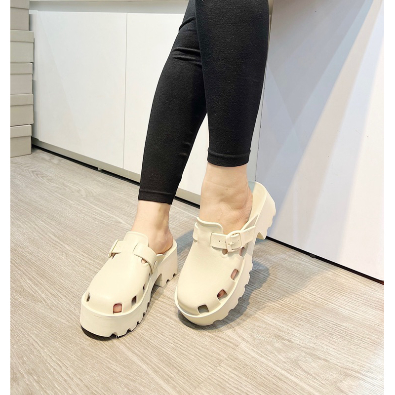 Sục kem ck đế liểm