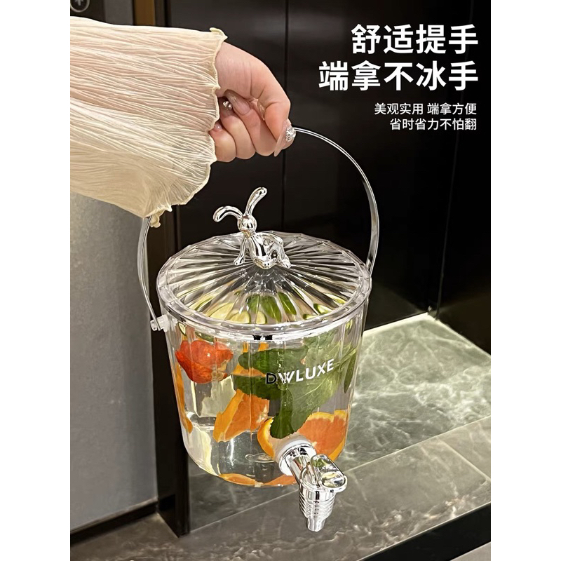 Bình đựng nước thuỷ tinh + giá đỡ để bàn phòng khách