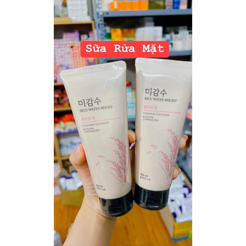 Sữa Rửa Mặt Làm Sáng Da Chiết Xuất Gạo The face shop RICE WATER BRIGHT CLEANSING FOAM