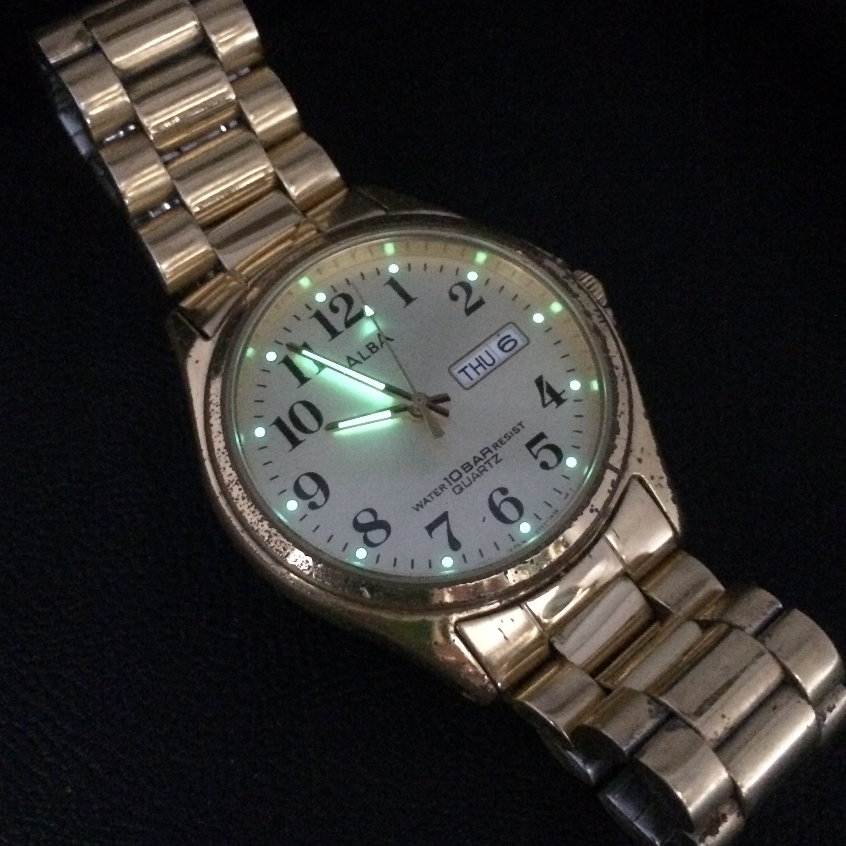 Đồng hồ nam Alba Nhật