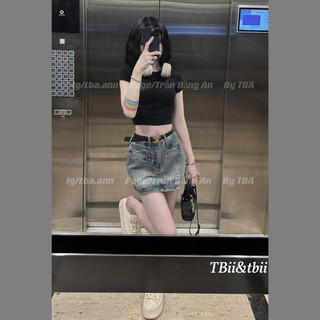 Chân váy jeans kèm đai celinee