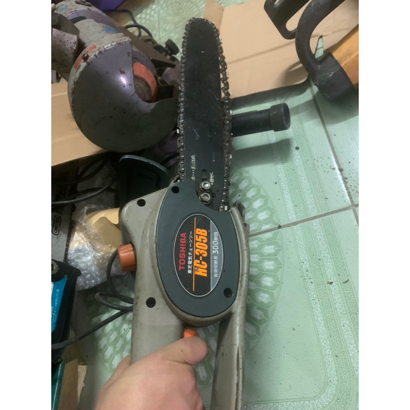 Cưa xích nhật bãi sử dụng điện_220v