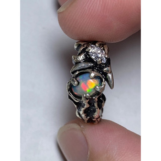 Nhẫn bạc đá Opal thiên nhiên