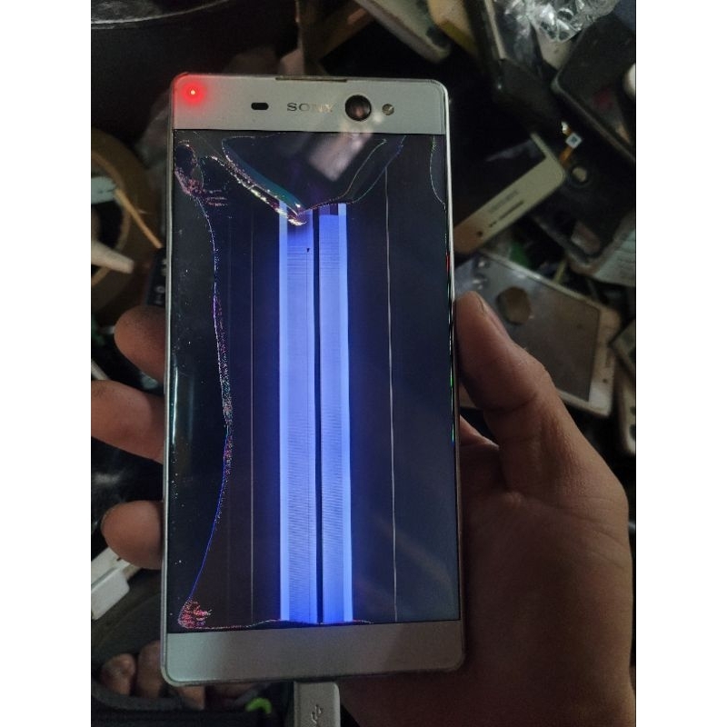 cụm xác Sony XA Utral sống zin hư màn hình