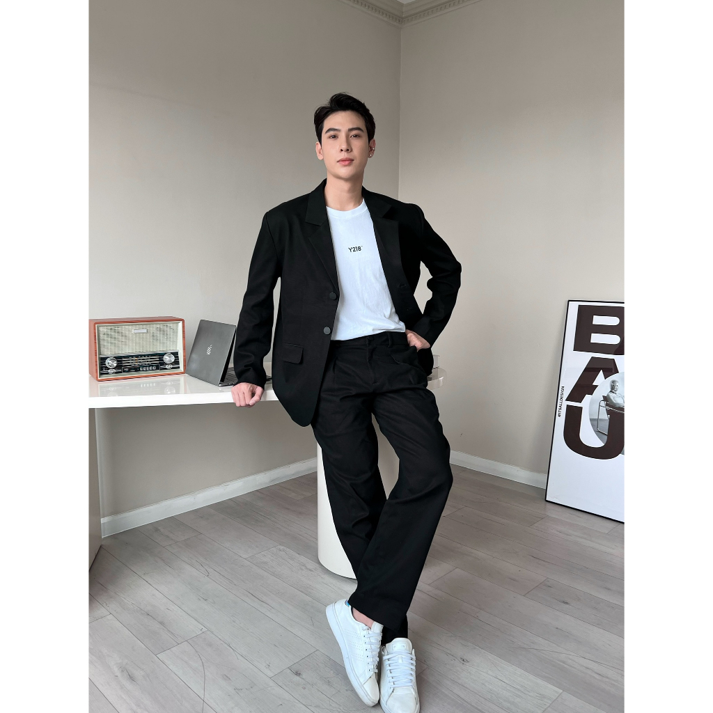 Y22 BLAZER - BLACK