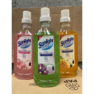 Nước lau sàn Sunlight hương thiên thảo chai 1kg