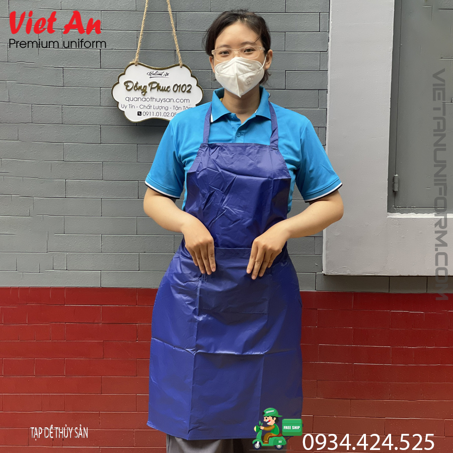 Tạp dề nhựa chống nước tránh bị ướt, xanh dương có túi - sử dụng trong chế biến thủy sản, sản xuất thực phẩm