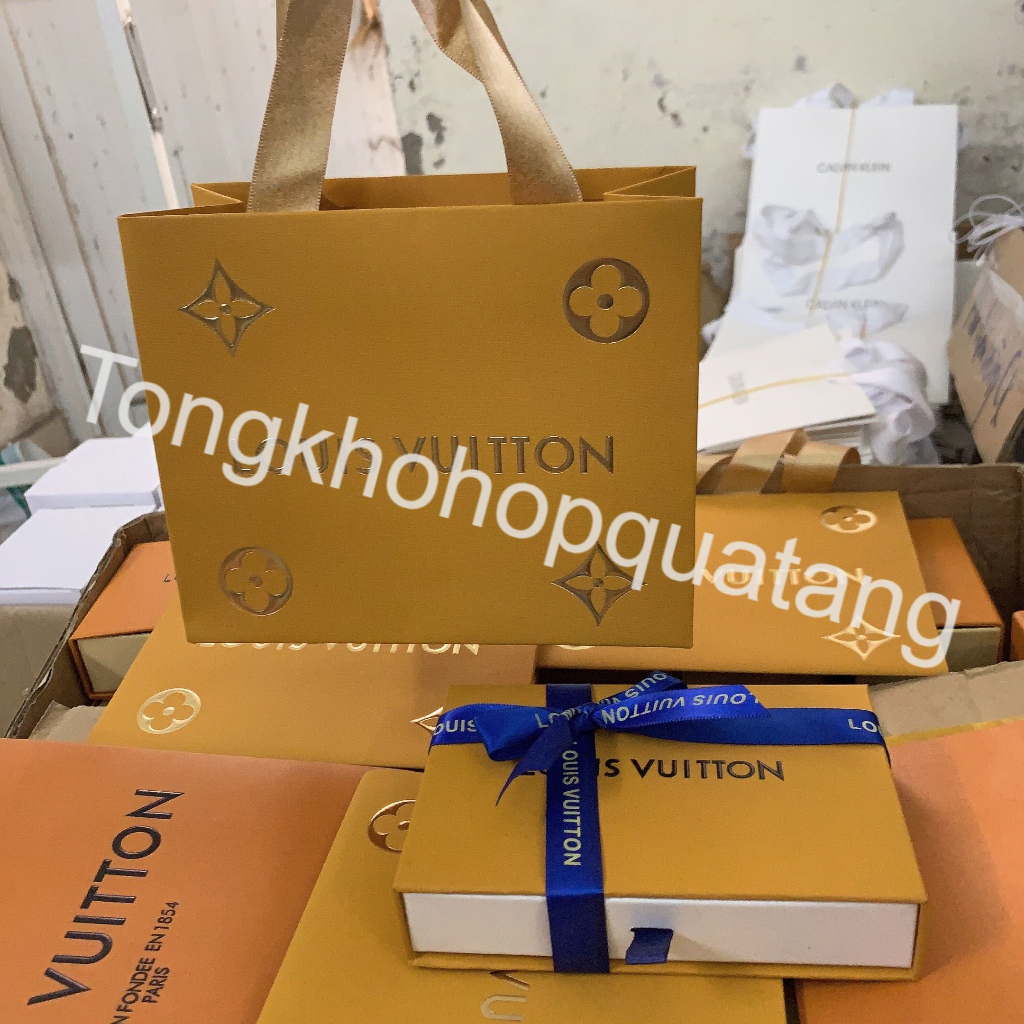 Hộp Louis Vuitton Họa Tiết Mono Fullbox Đầy Đủ Hộp, Túi Xách, Túi Vải Kích Thước 14x17cm