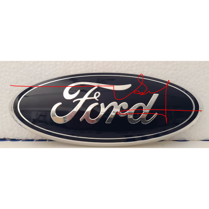Logo trước và sau xe Ford Transit
