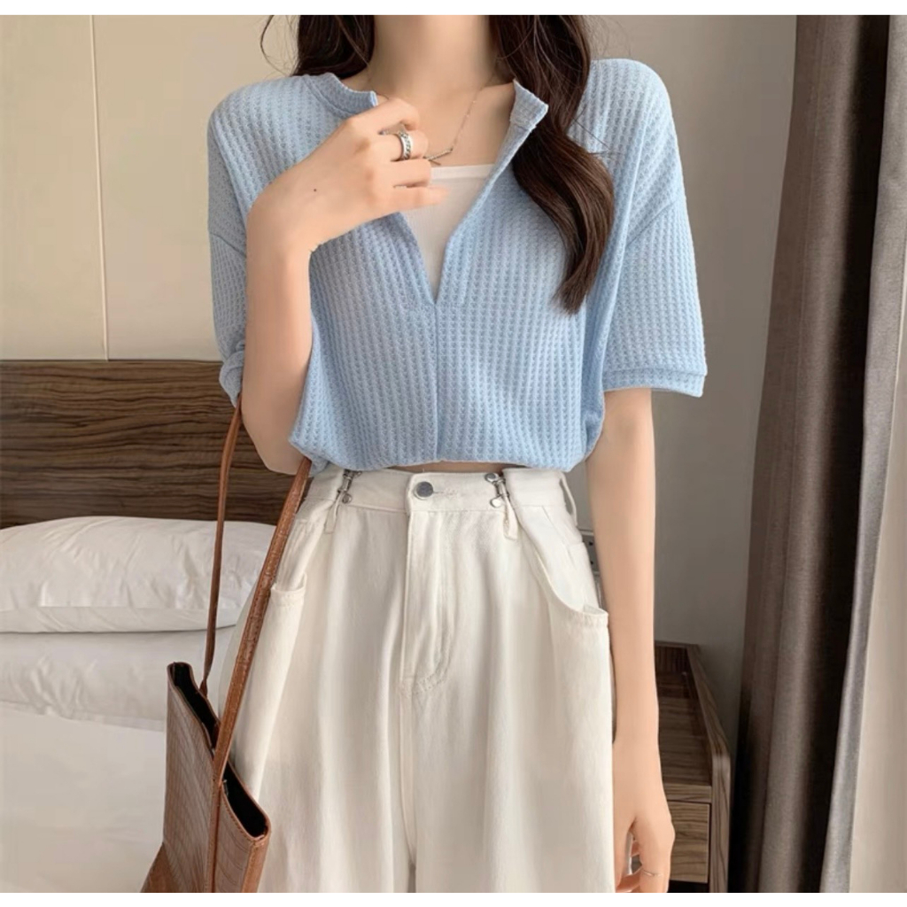 Set quần ống rộng nữ giả váy xếp ly cạp cao và áo croptop cộc tay cổ chữ V bẻ