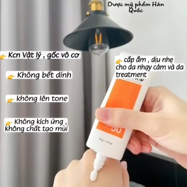 Tinh chất chống nắng Sun Cream/Sun Essence SPF 50+/PA+++ Ahohaw After Solution  chính hãng