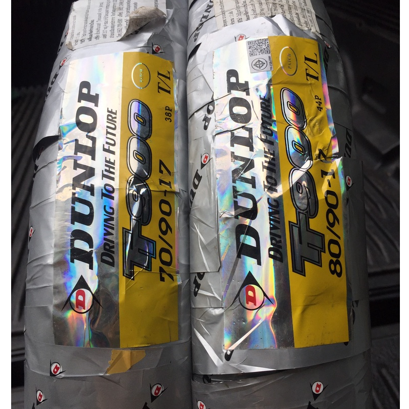 (Vỏ không ruột) Cặp vỏ Dunlop ThaiLand chữ vàng TT900 size 70/90-17 38P T/L và 80/90-17 44P T/L - Vỏ