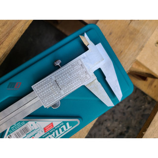 Thước cặp cơ cao cấp Total 150-200mm TMT311501