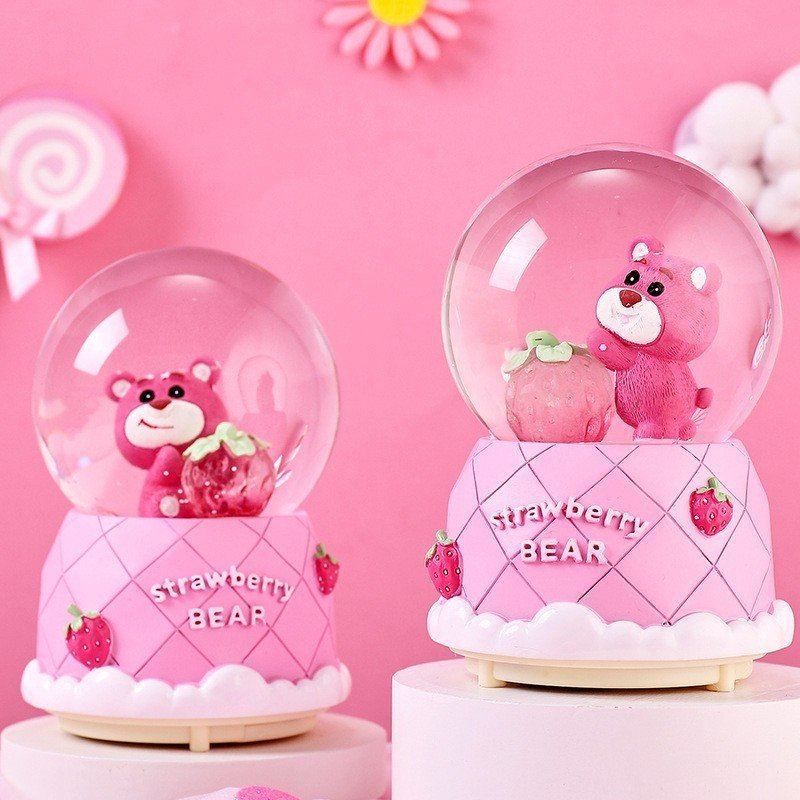 Quả cầu tuyết hình gấu dâu có hộp phát nhạc và đèn phát sáng xinh xắn