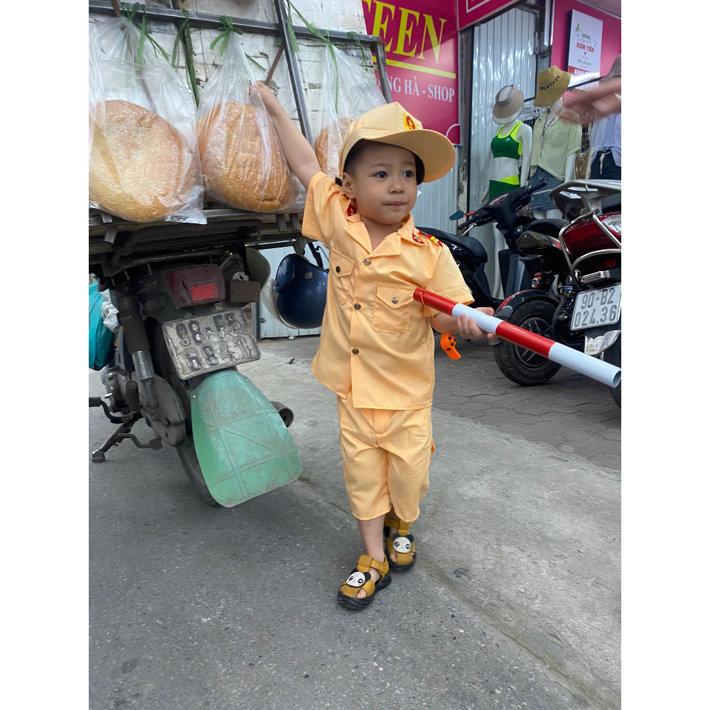 Set Chú Công An, Chú Bộ Đội Cute Cho Bé Có Ước Mơ Làm Bộ Đội