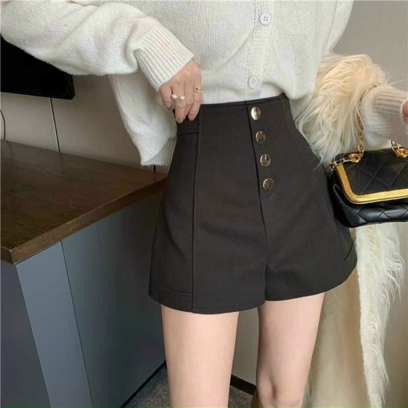 Quần Đùi Nữ Cạp Cao Khuy Giữa Mẫu Mới Hot Trend Trên Thị Trường, Chất Vải Tuyết Mưa Cao Cấp Q10