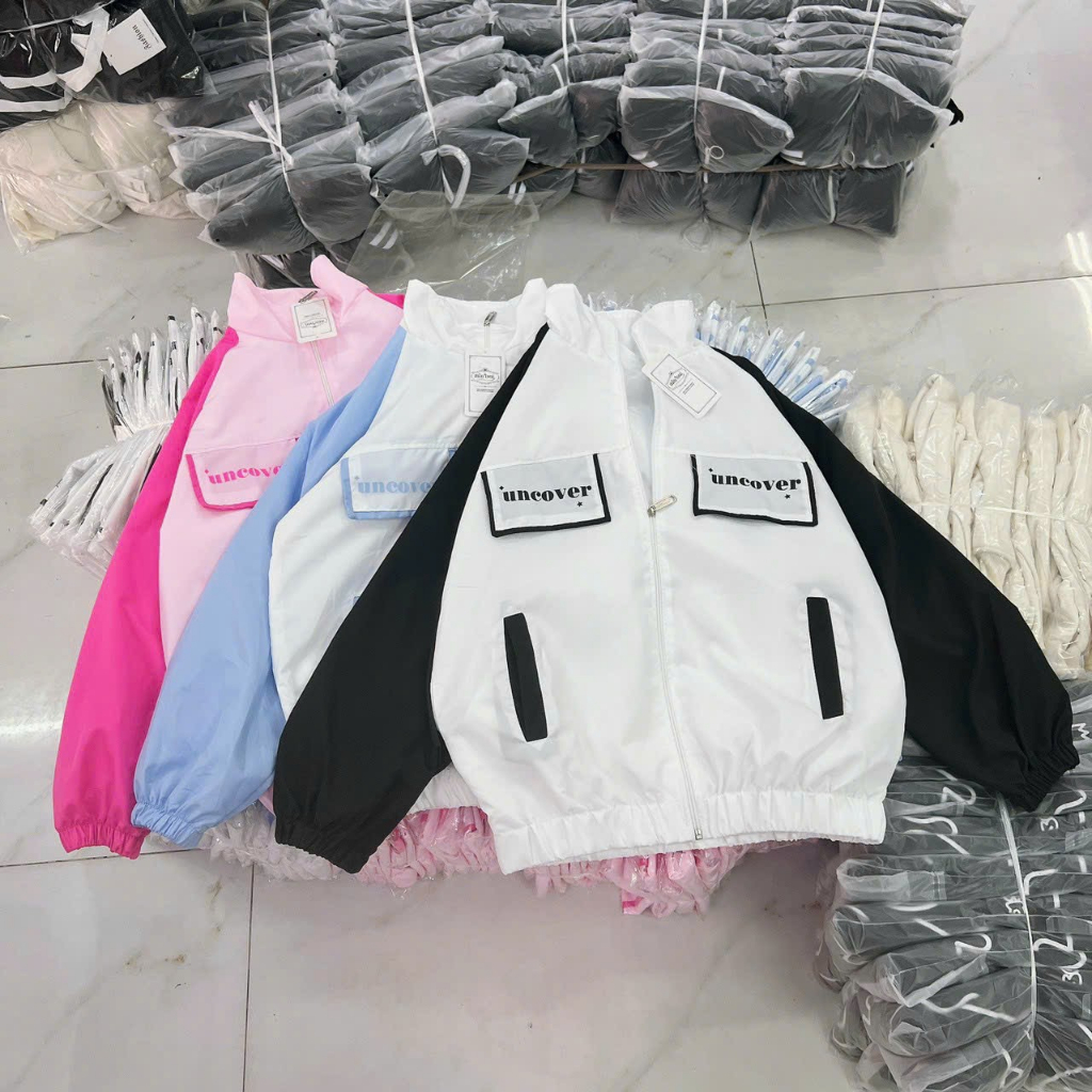 Áo Khoác Dù 2 Lớp UNCOVER Chống NẮNG TỐT Cá Tính Năng Động  Họa Tiết Túi gkm fashion 68 Mới Nhất Chất Lừ