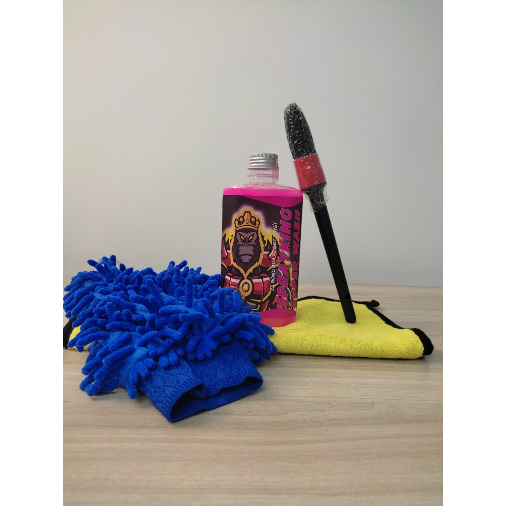 Combo Rửa xe và phục nhựa nhám Ceramic của Sprayking :cọ but , khan 30x30 , bao tay san ho 2 trong 1 , mút vuông . kèm v