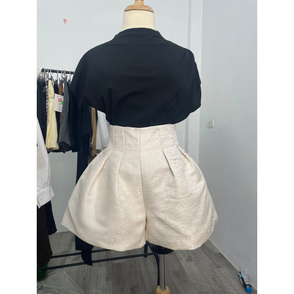 Quần short cạp cao xòe phồng 2 lớp, vải Tafta xước giãn chuẩn form KYN-885