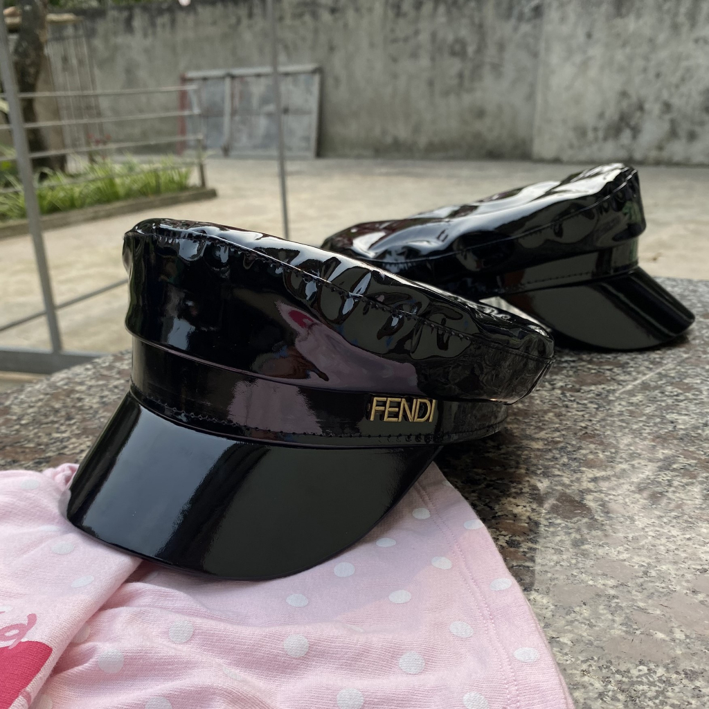 Mũ keppi da bóng hàng xịn 2 lớp dày dặn full tag, logo chắc chắn, sáng bóng 1 màu đen huyền thoại