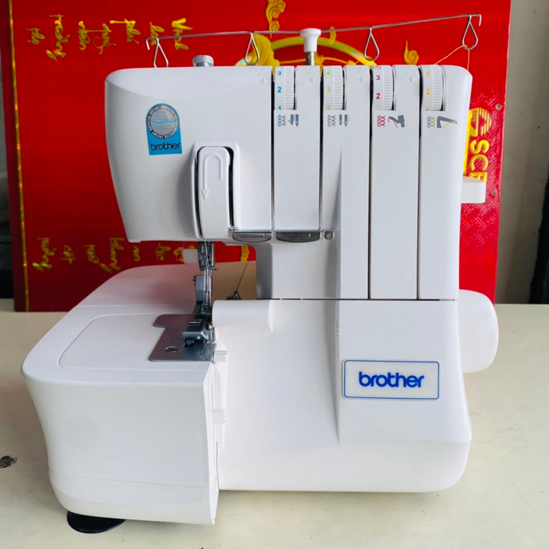MÁY VẮT SỔ CHẬP 4 CHỈ NHẬT