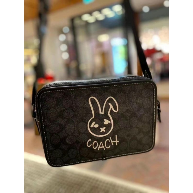 Túi C0ACH Lunar New Year Charter Crossbody 24 đeo chéo xịn xò