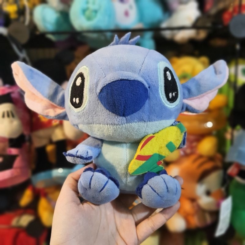 Gấu Bông Stitch Cầm 🔫 Trong Stich & Lilo