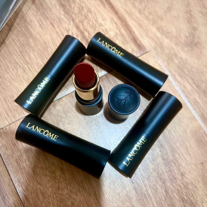 Son Lancome L’Absoly Rouge Reno màu 196 Cream
