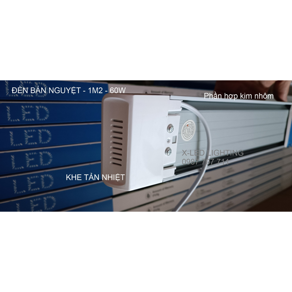 Đèn bán nguyệt, đèn T8, Đèn tuýp, đầu vuông -  60w - dài 1m2
