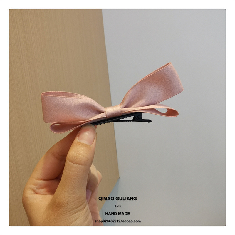 Kẹp tóc hình Nơ Xinh Xắn dễ thương 2 màu