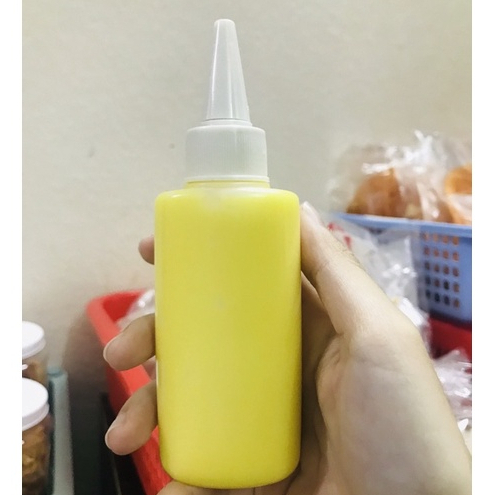 Chai Nhựa Mềm Đầu Nhọn Nhỏ Giọt Có Nắp Đậy Dùng Xịt Bơ Và Các Loại Nước Chấm 100ml